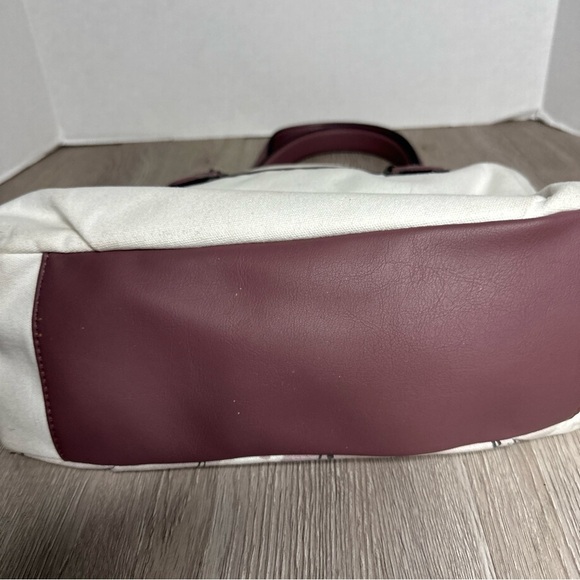 Simply Vera Wang Handbag Satchel Purse - Floral 14” x 9” - Picture 4 of 8